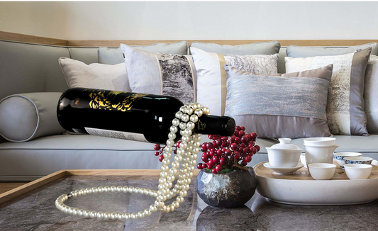 Pearl Necklace Wine Rack | Creative Floating Wine Holder | Luxury Home Decor Piece